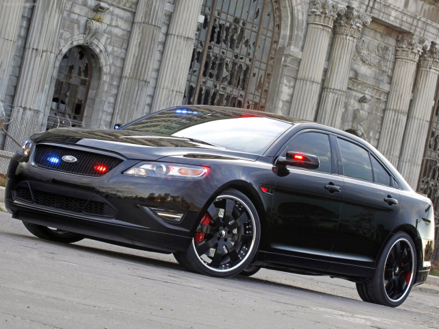 Ford Taurus Police Interceptor фото