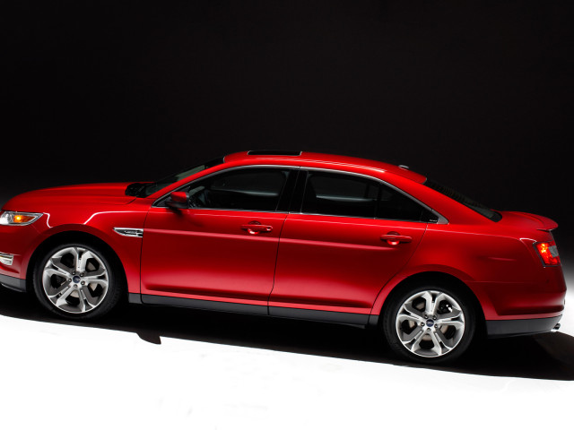 Ford Taurus SHO фото