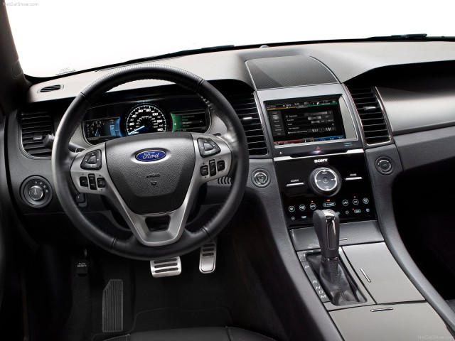 Ford Taurus SHO фото