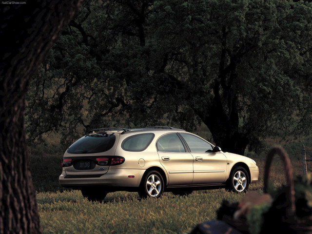 Ford Taurus фото