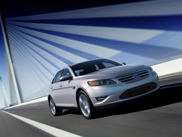 Ford Taurus фото