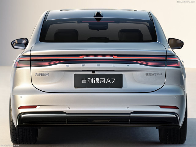 Geely Galaxy A7 фото