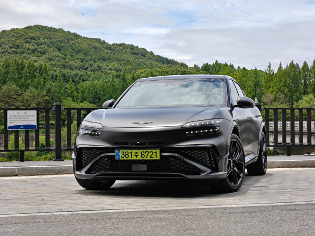 Genesis Gv60 фото