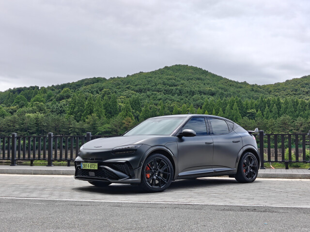 Genesis Gv60 фото