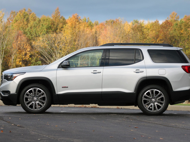 GMC Acadia фото