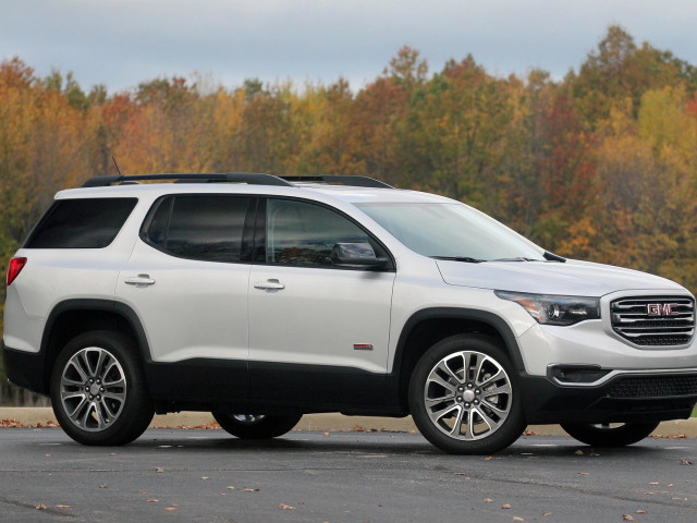 GMC Acadia фото