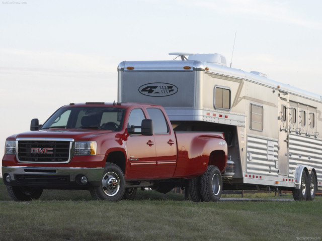 GMC Sierra Crew Cab фото