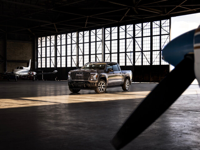 GMC Sierra фото