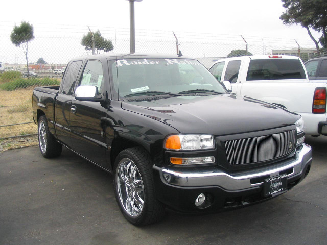 GMC Sierra фото