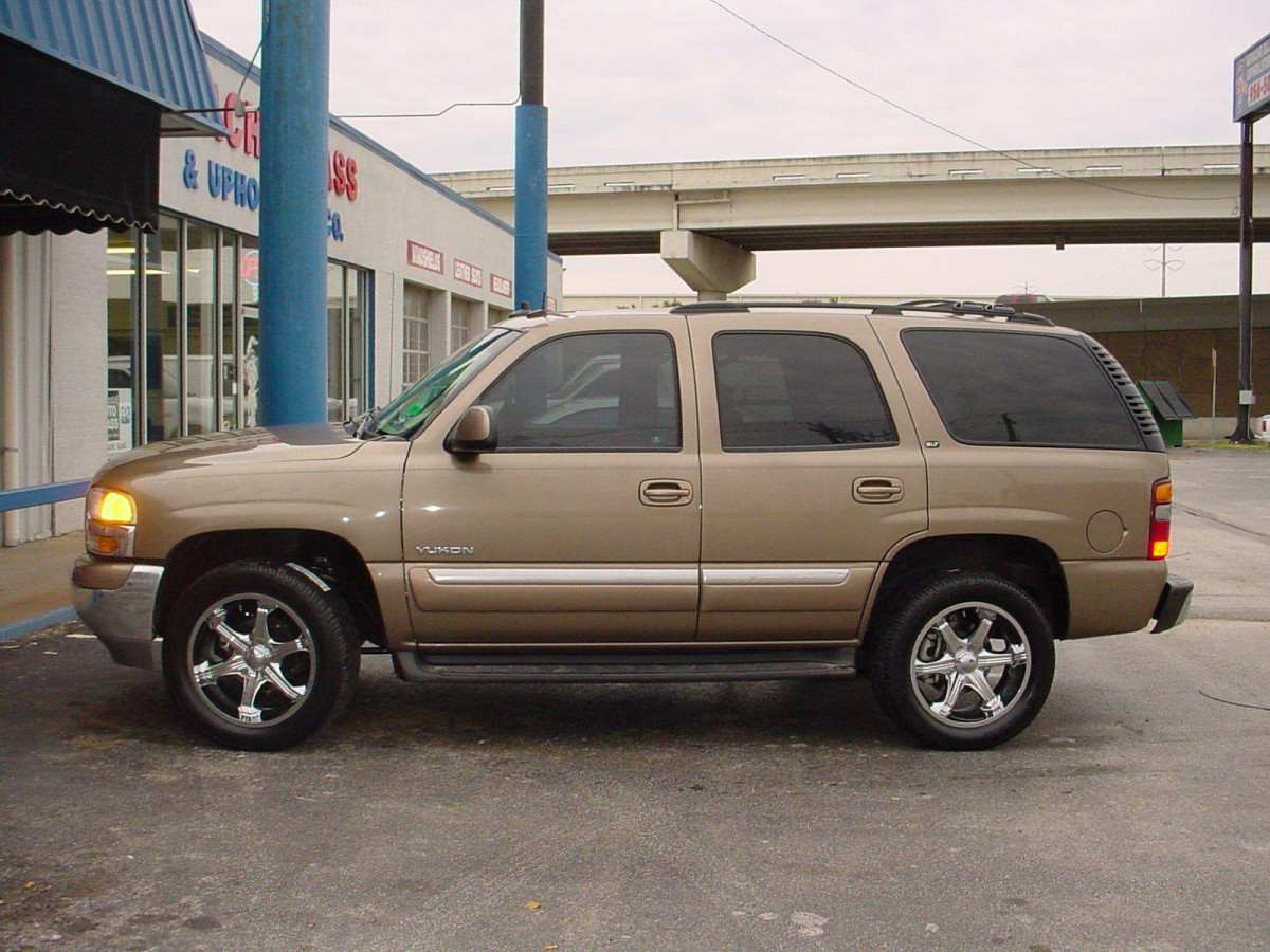 GMC Yukon фото 25136