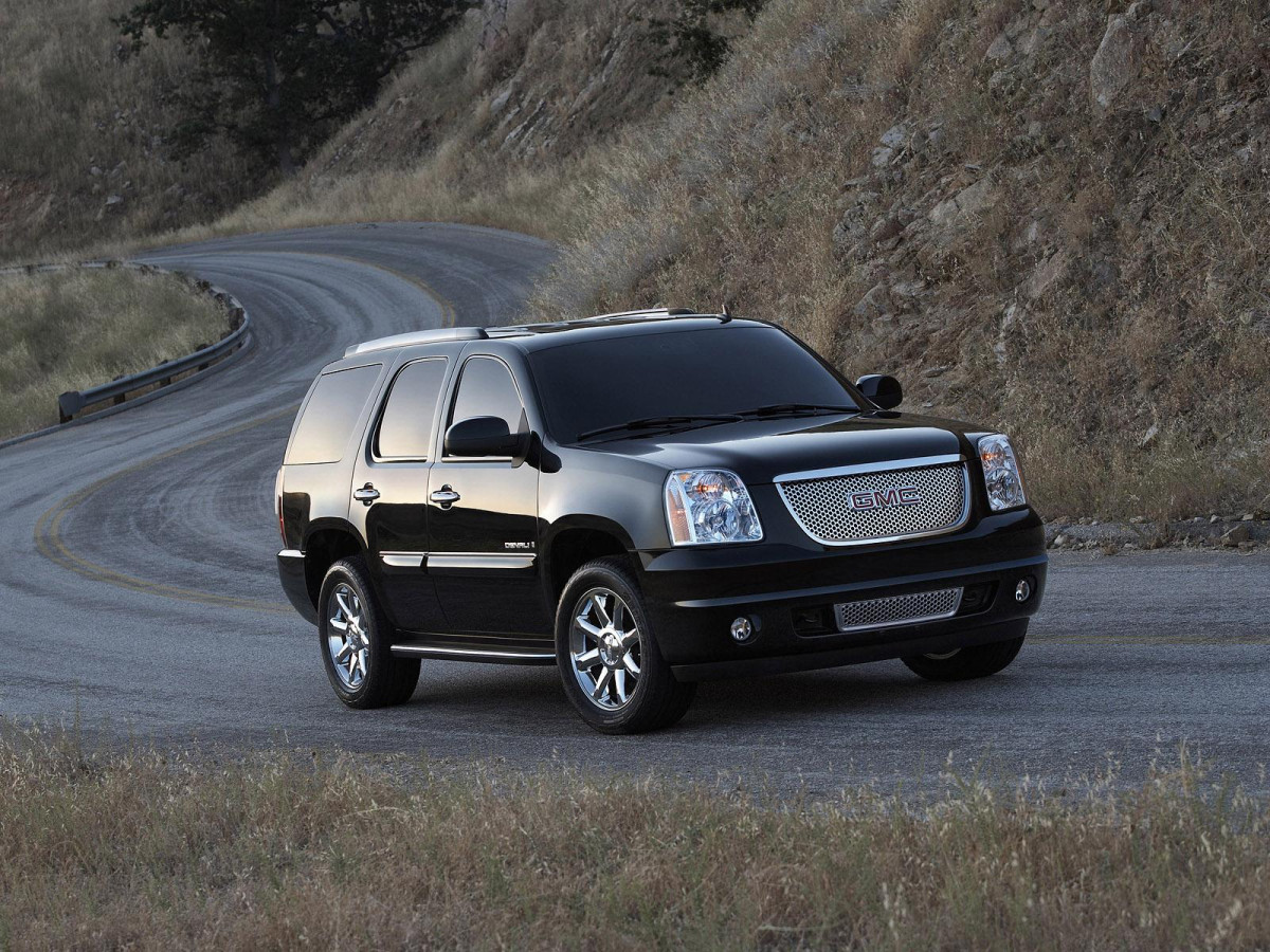 GMC Yukon фото 32486