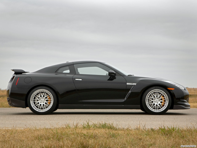 Hennessey Nissan GT-R Godzilla 700 фото