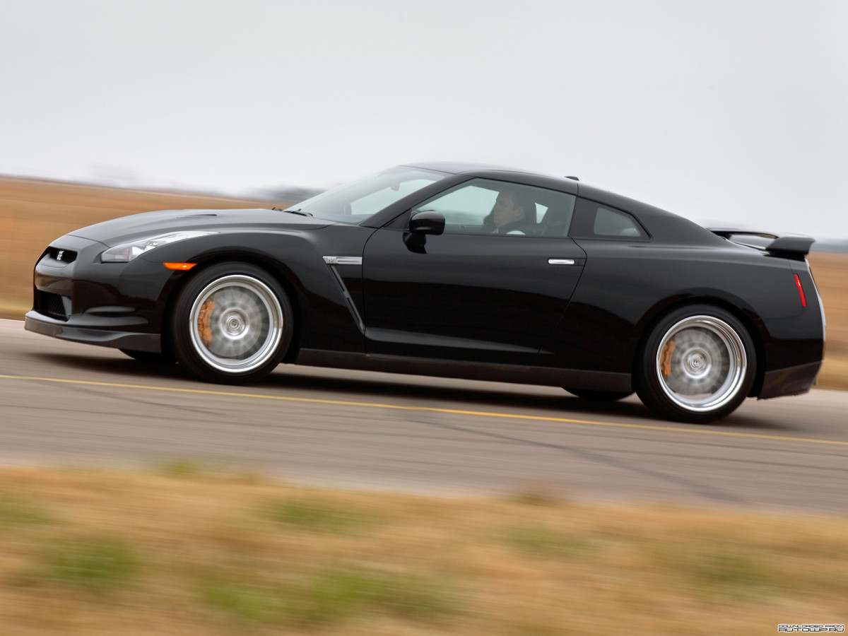 Hennessey Nissan GT-R Godzilla 700 фото 79910