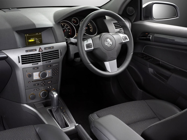 Holden Astra CDXi фото