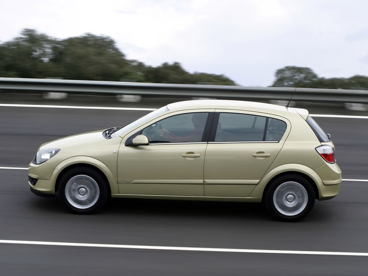 Holden Astra CDXi фото 13533