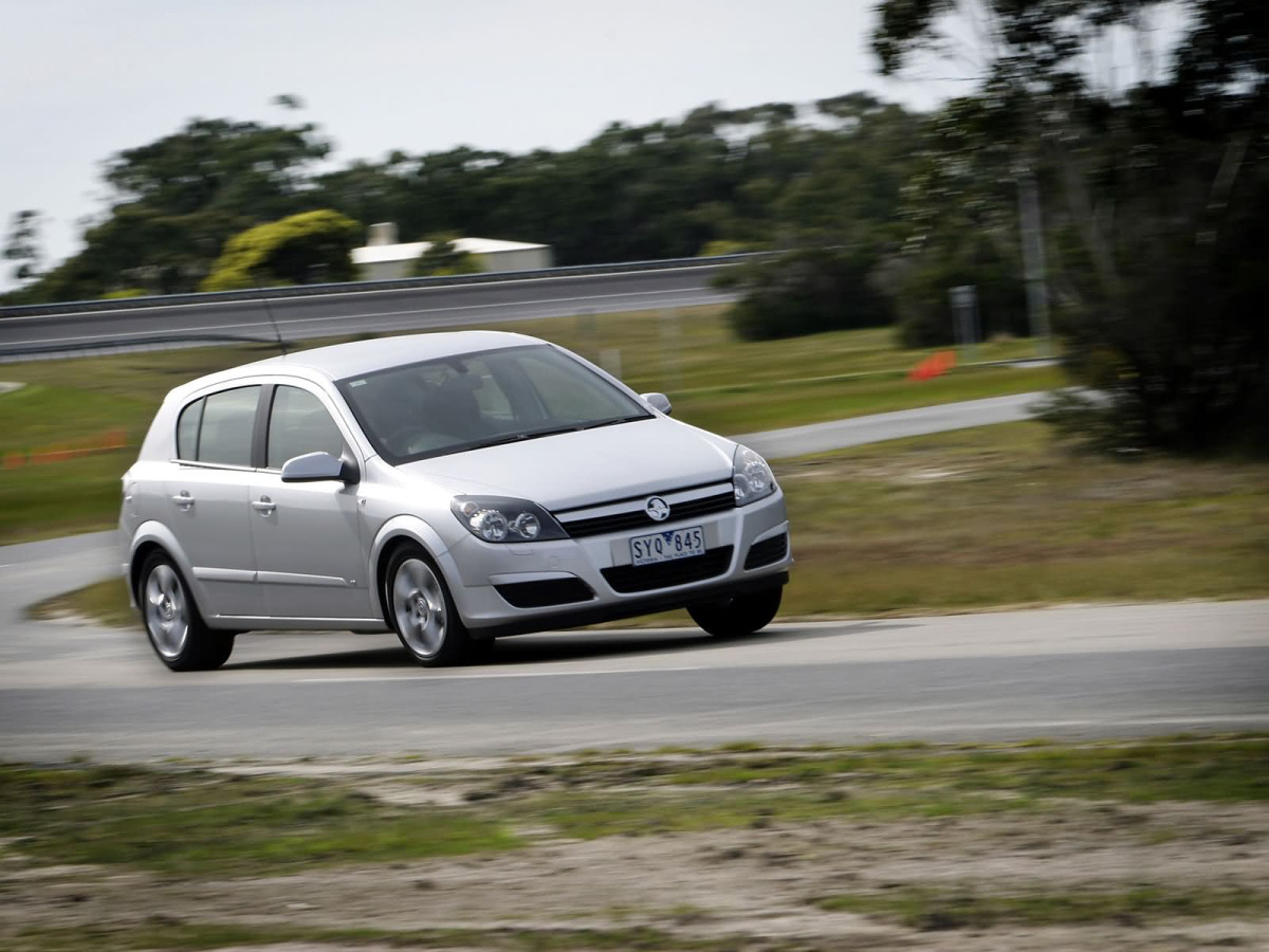 Holden Astra CDXi фото 13535