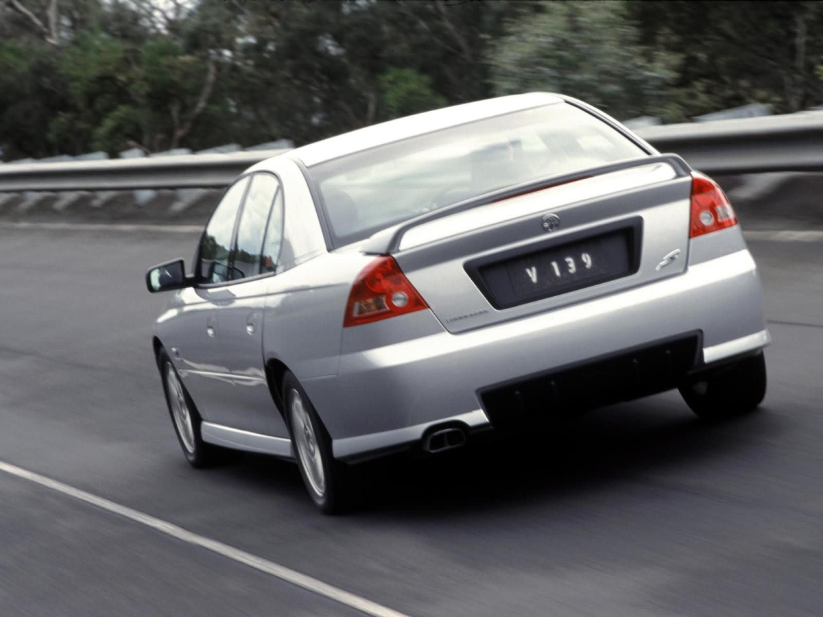 Holden Commodore Executive фото 3075