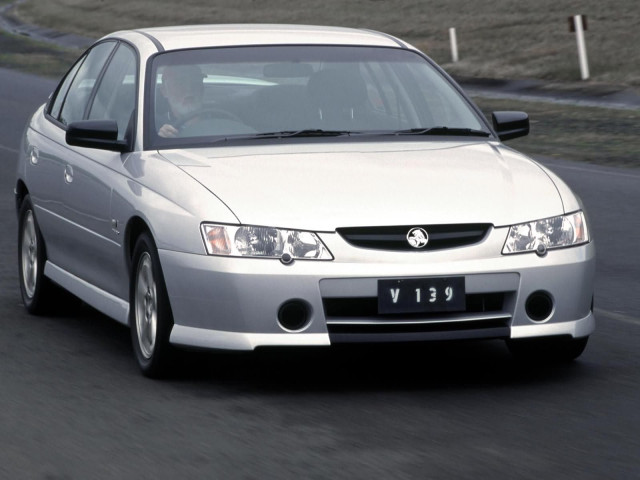 Holden Commodore Executive фото