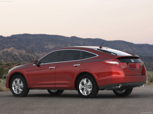 Honda Accord Crosstour фото