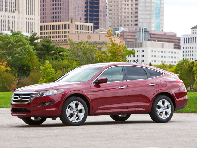 Honda Accord Crosstour фото