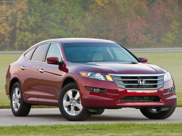 Honda Accord Crosstour фото