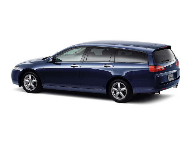 Honda Accord Tourer фото