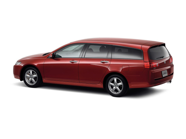 Honda Accord Tourer фото