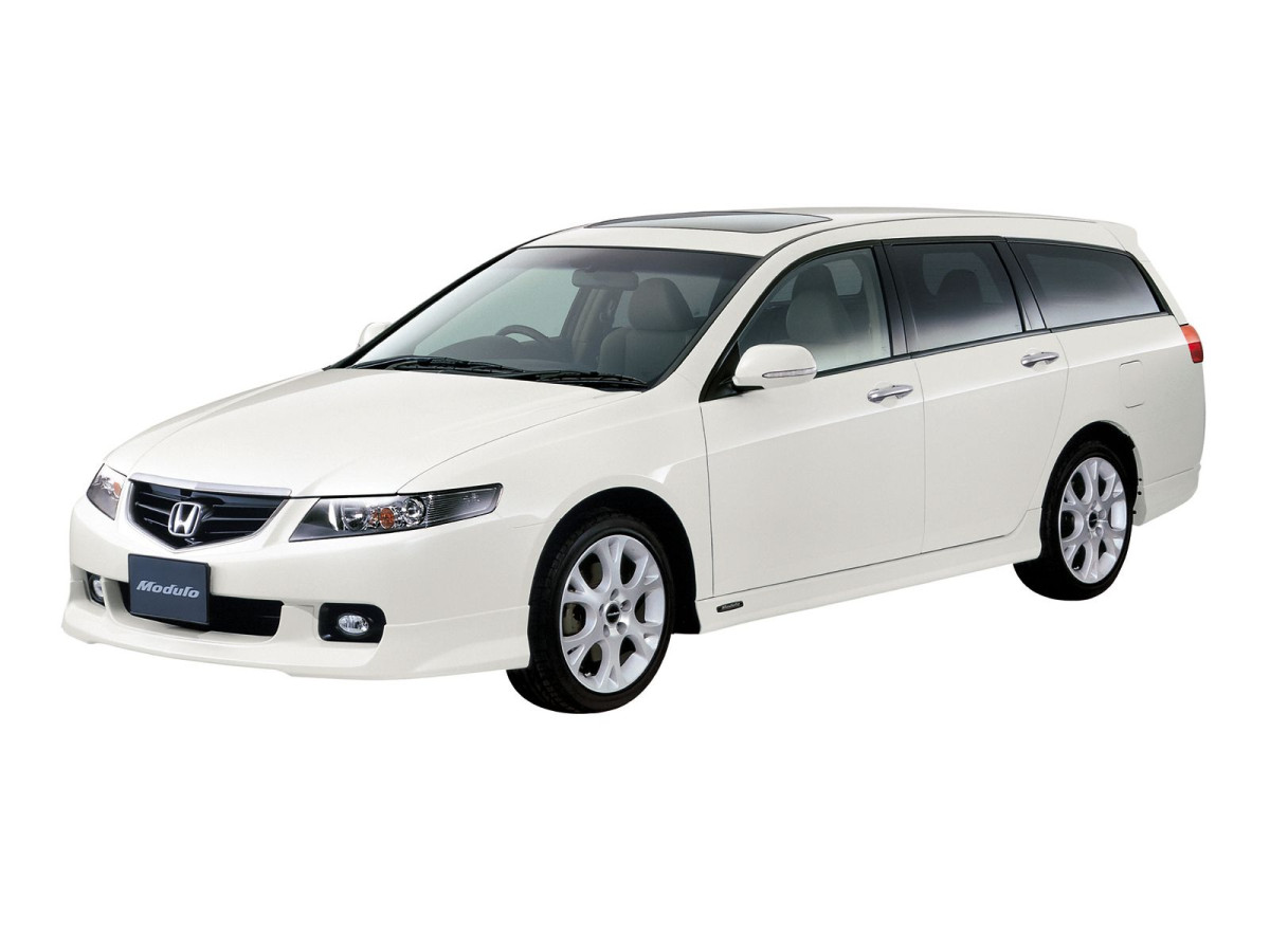 Honda Accord Tourer фото 2100