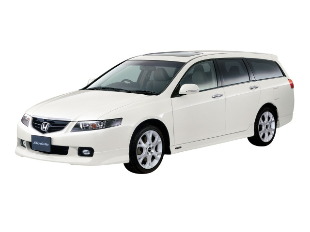 Honda Accord Tourer фото