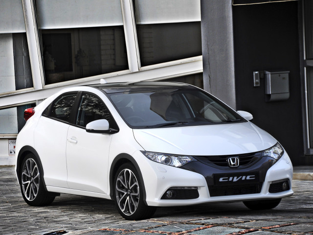 Honda Civic Hatchback  фото