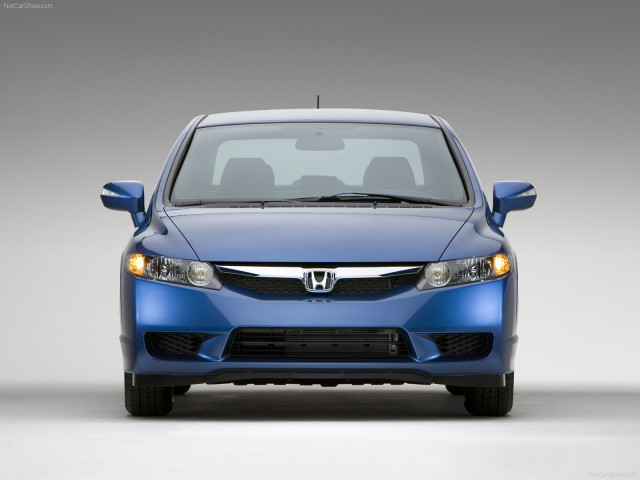 Honda Civic Hybrid фото