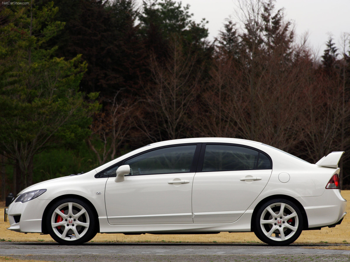 Honda Civic Type-R Sedan фото 42717