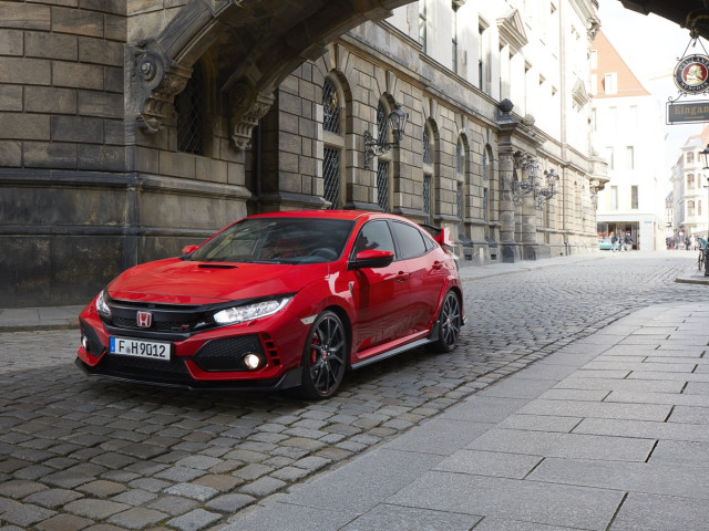 Honda Civic Type-R фото