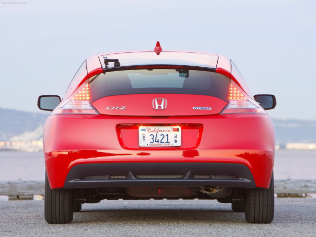 Honda CR-Z фото