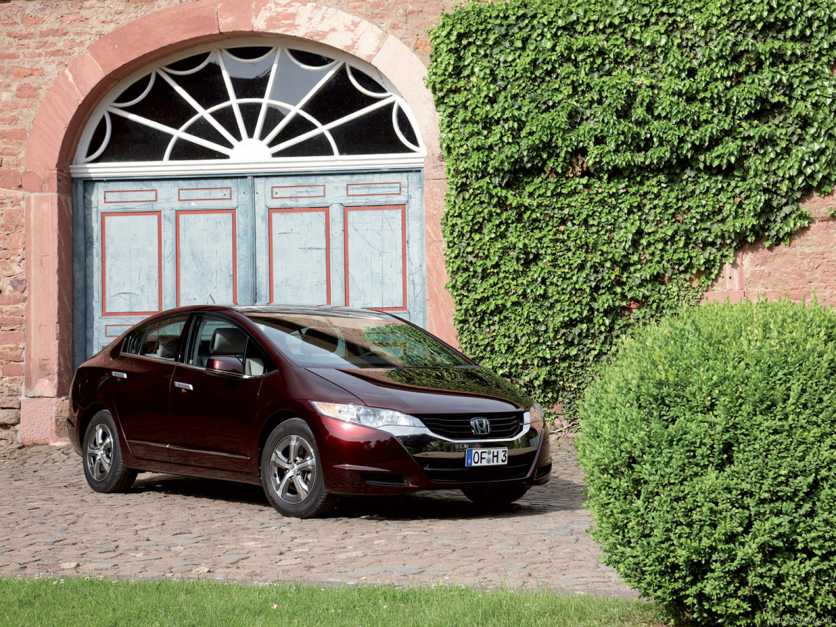 Honda FCX Clarity фото 70903