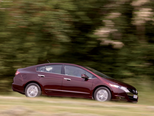 Honda FCX Clarity фото