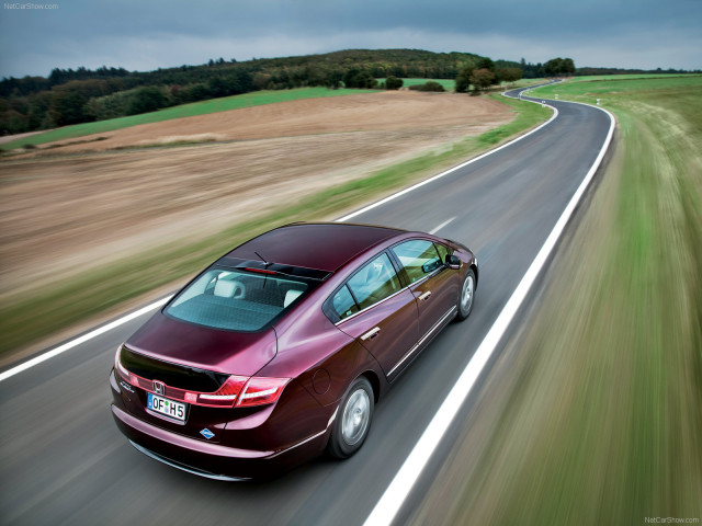 Honda FCX Clarity фото