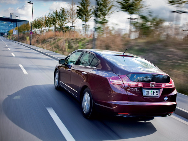 Honda FCX Clarity фото