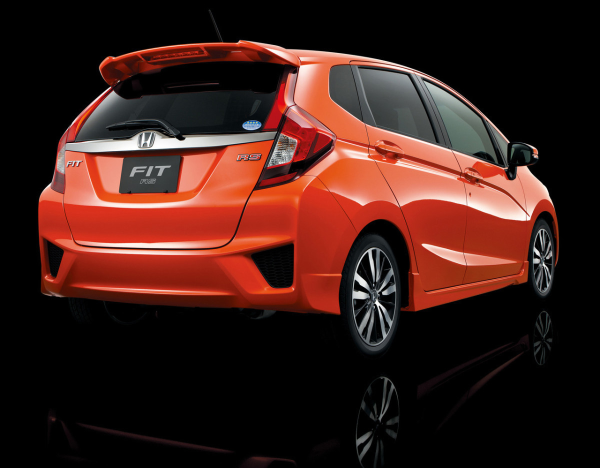 Honda Fit RS фото 106384