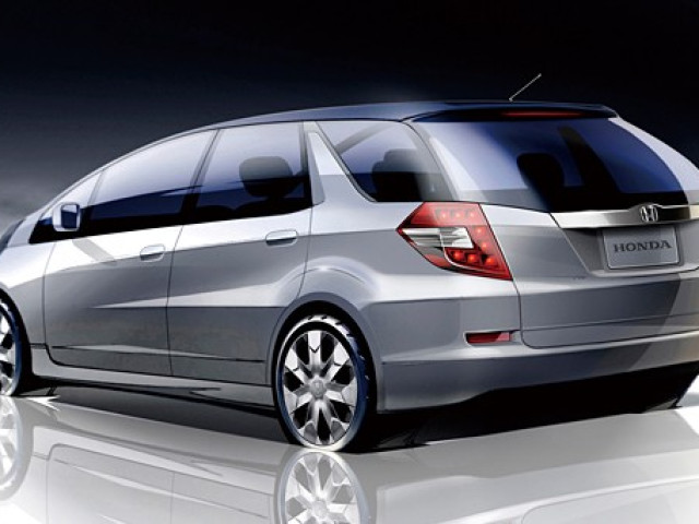 Honda Fit Shuttle фото