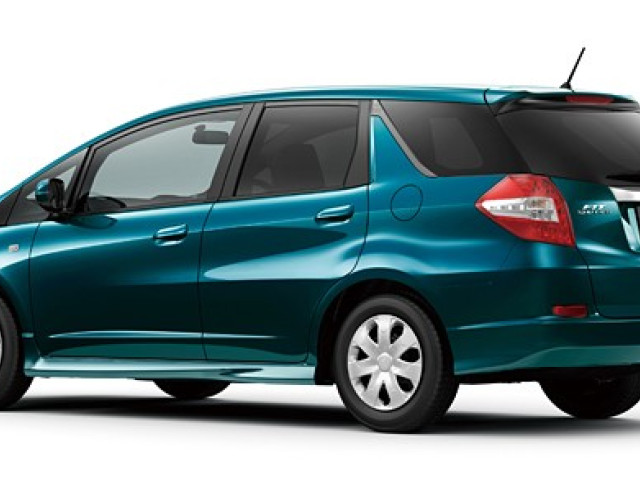 Honda Fit Shuttle фото