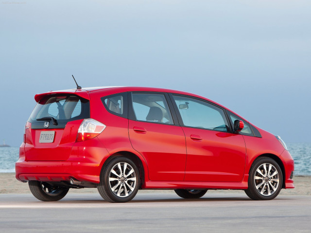 Honda Fit Sport фото