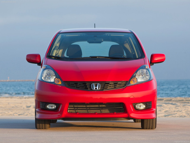 Honda Fit Sport фото