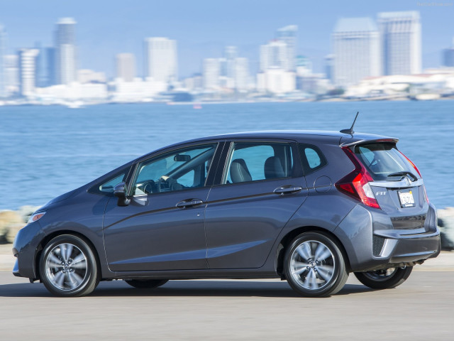 Honda Fit фото