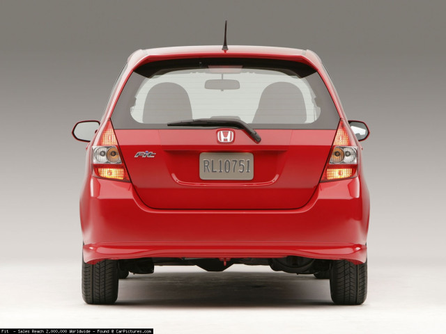 Honda Fit фото