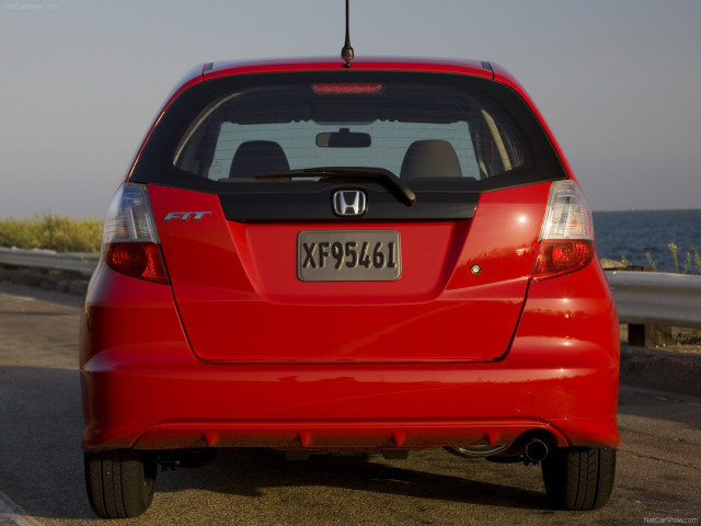 Honda Fit фото