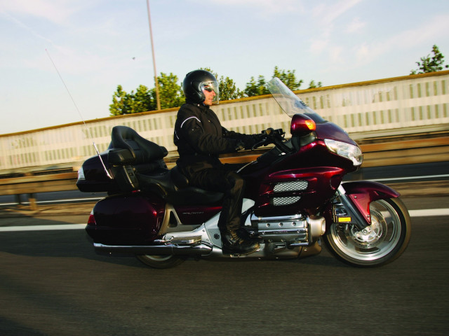 Honda Goldwing фото