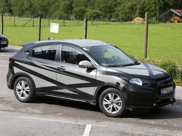 Honda HR-V фото