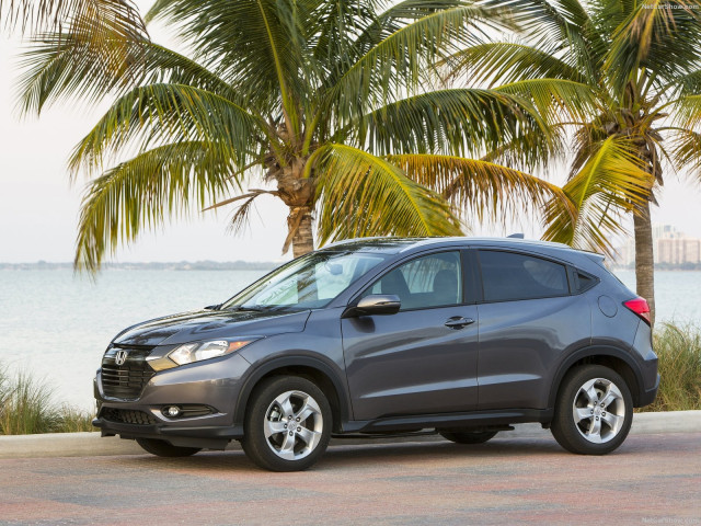 Honda HR-V фото