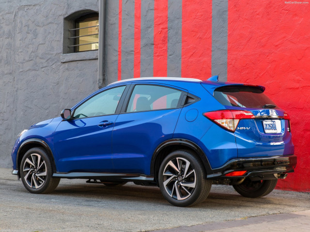 Honda HR-V фото